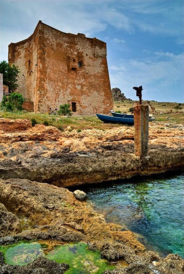 Riserva Monte Cofano Castelluzzo Esterno foto
