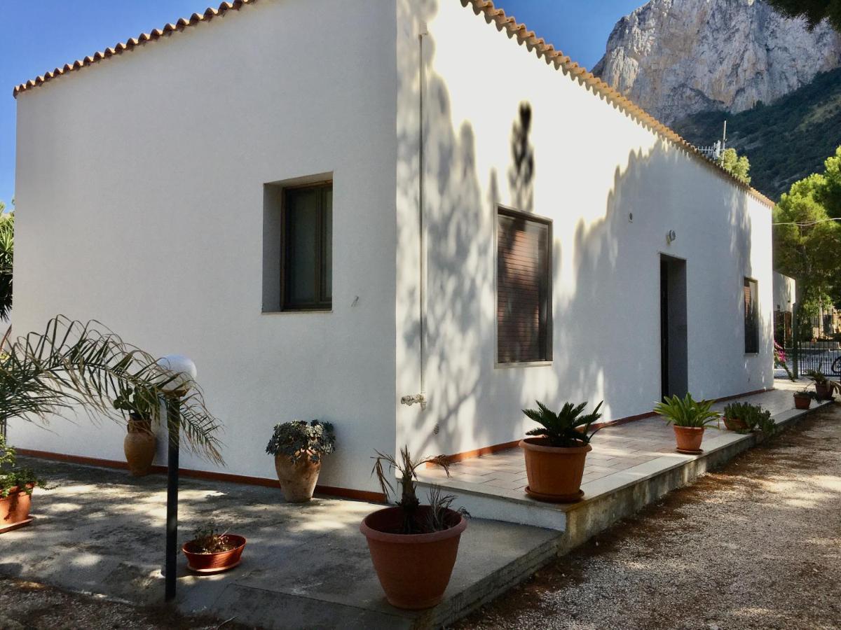 Riserva Monte Cofano Castelluzzo Esterno foto