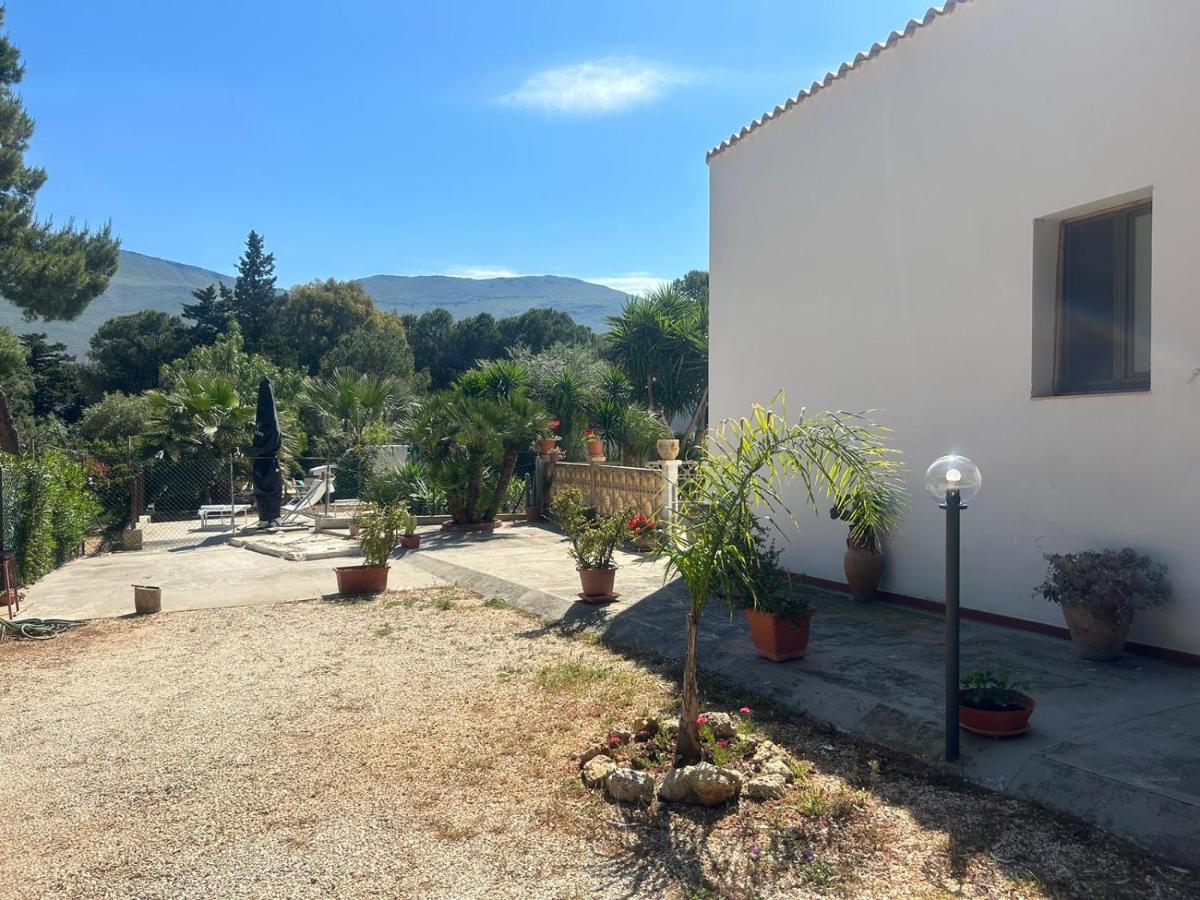 Riserva Monte Cofano Castelluzzo Esterno foto